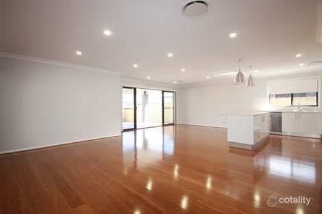 Property photo of 31 Kerrigan Crescent Elderslie NSW 2570