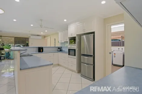Property photo of 18 Lee Avenue Bongaree QLD 4507