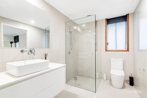 Property photo of 62 Alec Avenue Mermaid Waters QLD 4218