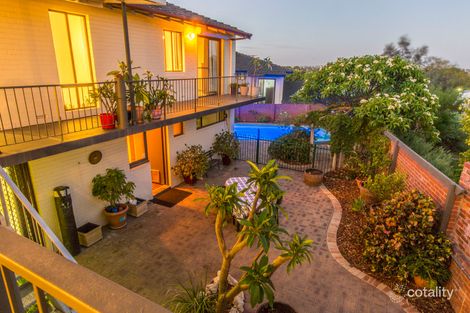 Property photo of 33 Highbridge Way Karrinyup WA 6018