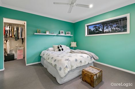 Property photo of 40 Careel Close Helensvale QLD 4212