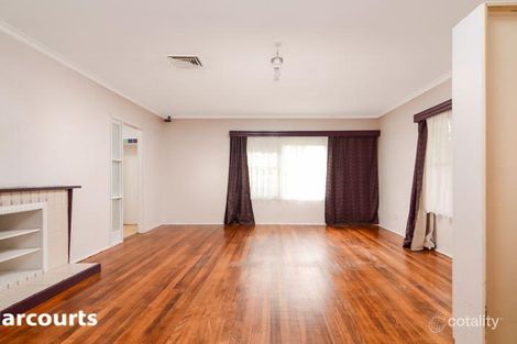 Property photo of 40 Norfolk Crescent Frankston North VIC 3200