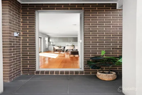 Property photo of 2/62 Austin Crescent Pascoe Vale VIC 3044