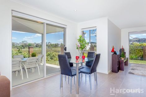 Property photo of 67 Hibberd Crescent Forde ACT 2914