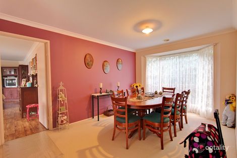 Property photo of 8 Queens View Crescent Lawson NSW 2783