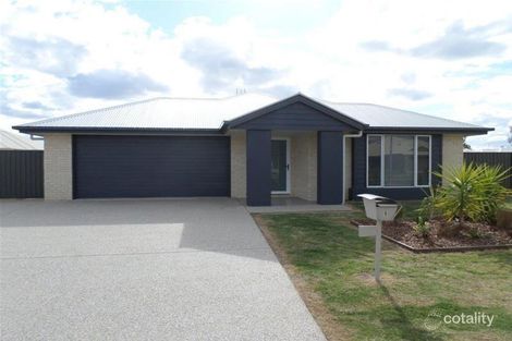 5 Dogwood Ct, Miles, QLD 4415