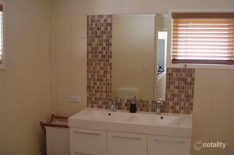 Property photo of 13 Glenray Avenue Caloundra QLD 4551