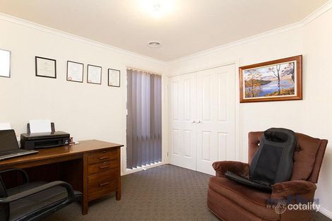 Property photo of 5 Jennifer Court Pakenham VIC 3810