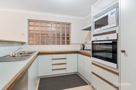 Property photo of 21/8 Heron Place Maddington WA 6109