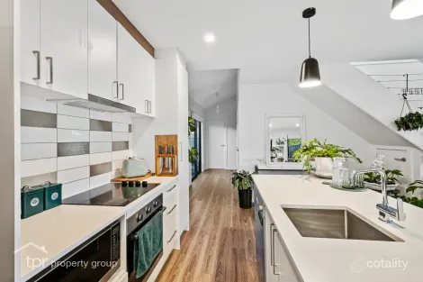 2/23a Louisa St, Ranelagh, TAS 7109