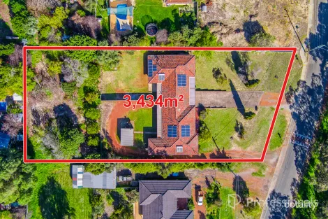 Property photo of 68 Fouracre Street Waroona WA 6215