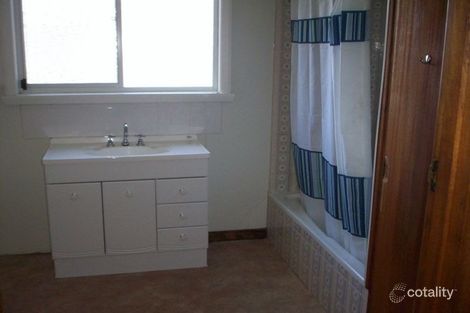 Property photo of 2/35 Hiller Street Devonport TAS 7310