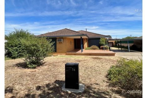 74 Raye St, Tolland, NSW 2650