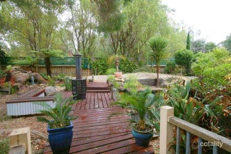 Property photo of 139 Esther Crescent Mooroolbark VIC 3138