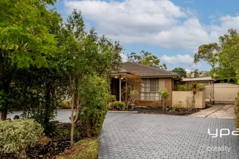 Property photo of 33 Lakes Drive Sunbury VIC 3429