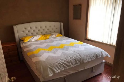 54 Olympus Dr, St Clair, NSW 2759