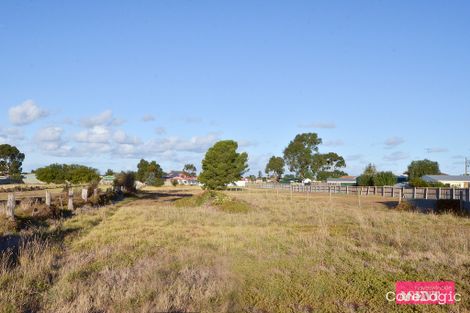 Property photo of 287 Wilsons Road St Albans Park VIC 3219