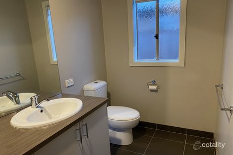 Property photo of 27 Glenelg Street Clyde North VIC 3978