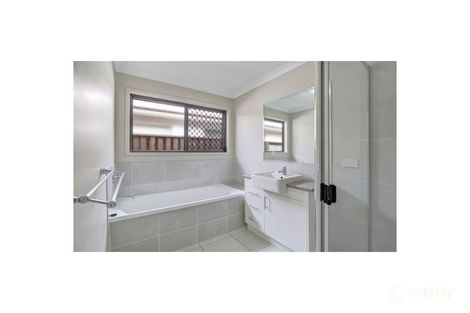 Property photo of 7 Sunbird Lane Andergrove QLD 4740