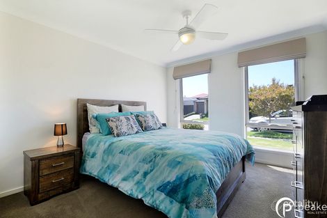 Property photo of 14 Dellinea Street Cranbourne North VIC 3977