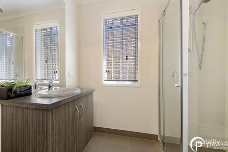 Property photo of 14 Dellinea Street Cranbourne North VIC 3977