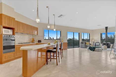 Property photo of 83 Parkside Rise Craigieburn VIC 3064