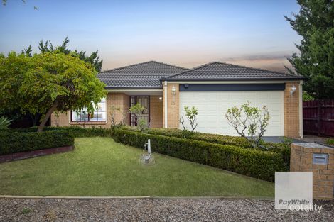 15 Berthon Cres, Hillside, VIC 3037