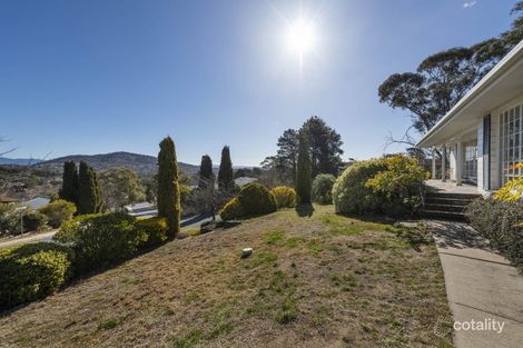 9 Roseworthy Cres, Farrer, ACT 2607