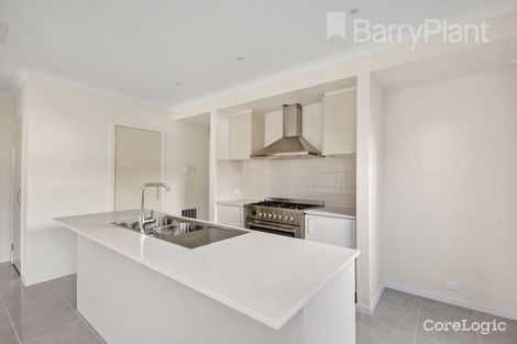 Property photo of 38 Dingo Street Point Cook VIC 3030
