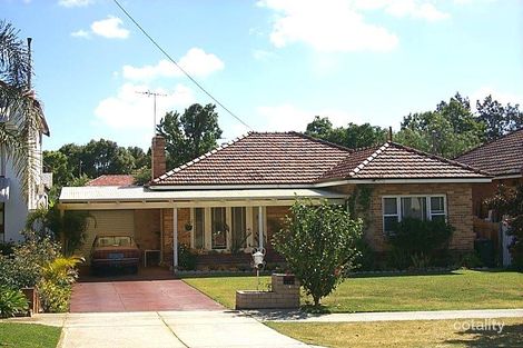 15 Bradford St, Menora, WA 6050