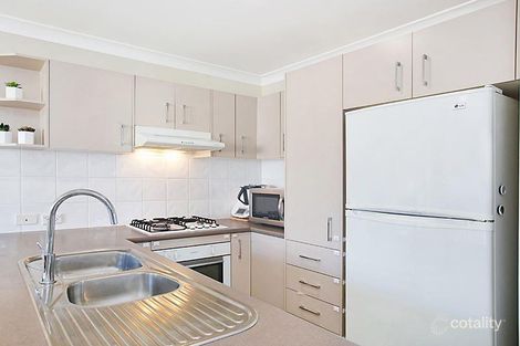 Property photo of 14 Harmony Crescent Mount Hutton NSW 2290