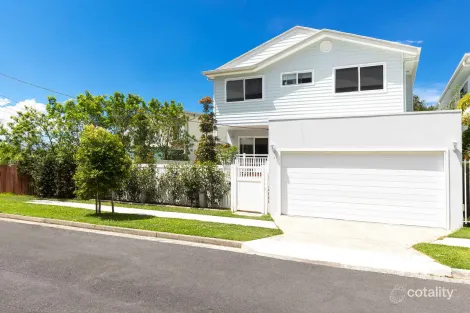 5a Laguna Ave, Palm Beach, QLD 4221