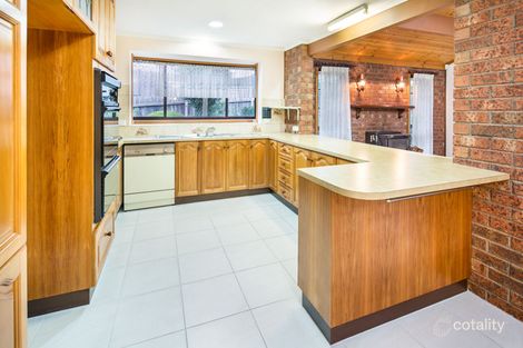 Property photo of 16 Glenauburn Court Sunbury VIC 3429