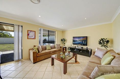 Property photo of 48 Archibald Crescent Rosemeadow NSW 2560