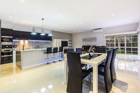 Property photo of 3 Clovelly Court Balwyn North VIC 3104