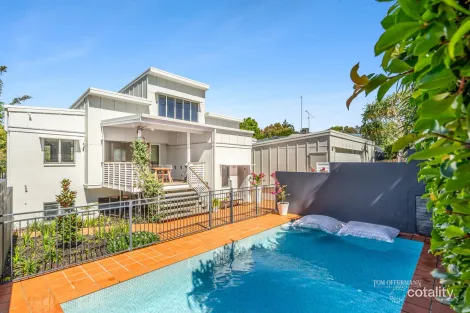 31 Whale Dr, Sunshine Beach, QLD 4567