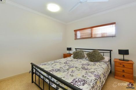 122/22-24 Ward St, Mooroobool, QLD 4870