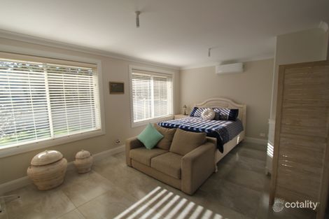 Property photo of 62 Pleasure Point Road Pleasure Point NSW 2172