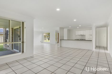 Property photo of 16 Barrs Avenue Oxenford QLD 4210
