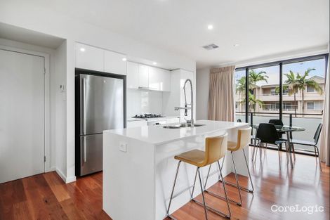 6 Laurence St, St Lucia, QLD 4067