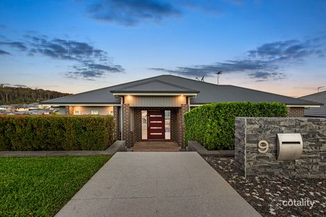 Property photo of 9 Boyne Crescent Cameron Park NSW 2285