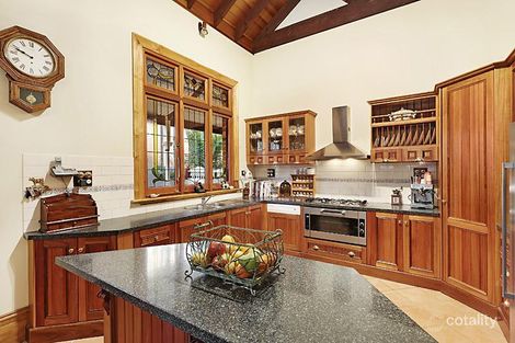 Property photo of 6 Lorraine Street Essendon VIC 3040