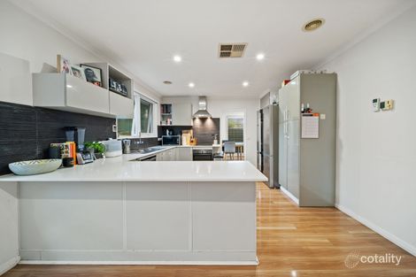 Property photo of 8 Bowden Crescent Macgregor ACT 2615
