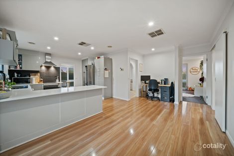Property photo of 8 Bowden Crescent Macgregor ACT 2615