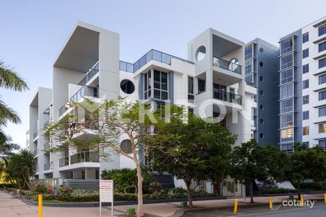 3 Como Cres, Southport, QLD 4215