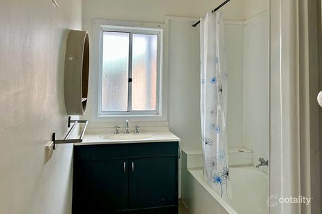 Property photo of 16 Dimora Avenue Camperdown VIC 3260