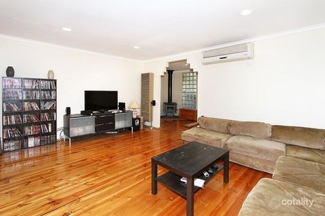 Property photo of 6 Grinstead Court Craigieburn VIC 3064
