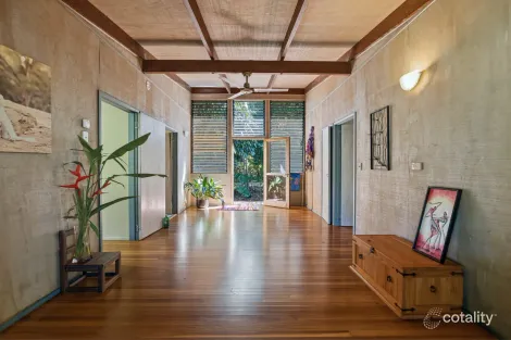 20 James Rd, Mission Beach, QLD 4852