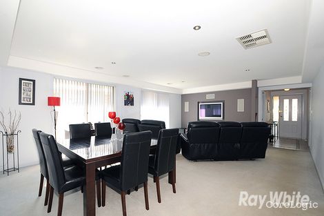 Property photo of 10 Turnberry Court Rowville VIC 3178