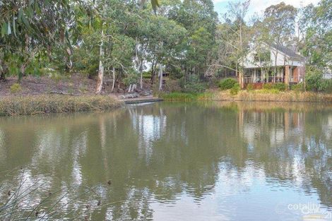 Property photo of 6 Lakeview Court Glen Waverley VIC 3150